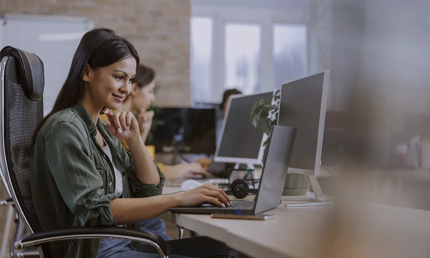 Desenvolvimento de sites em Goiânia para autônomos e empresas com design responsivo e presença digital profissional.